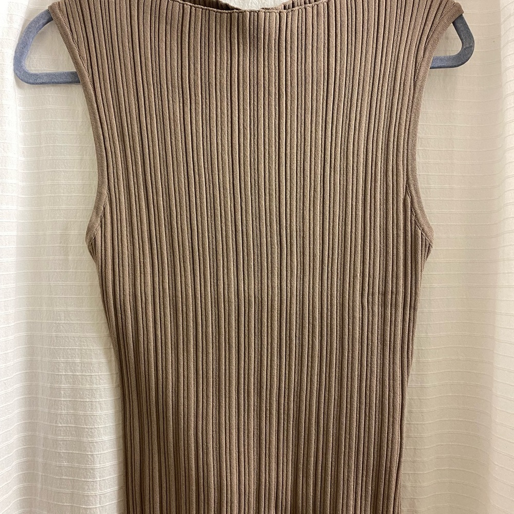 DISSH Ribbed Tan Tank Top - Picture 5 of 5